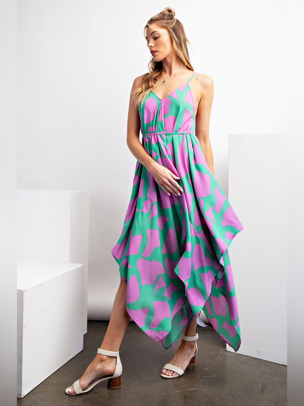 Easel GEO PRINT WOOL PEACH SHARKBITE WOVEN DRESS